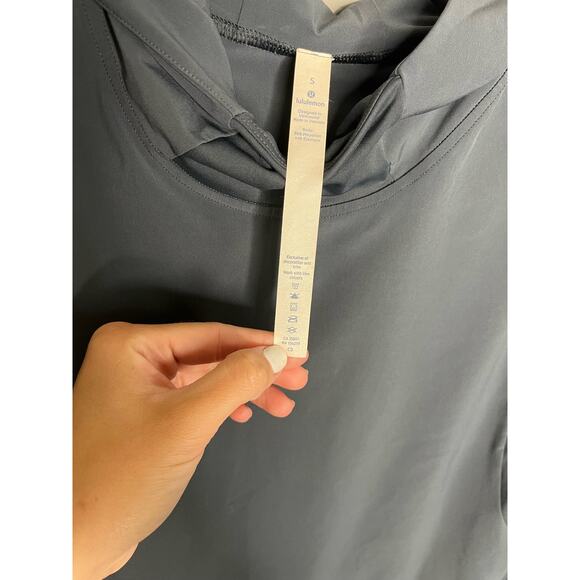 Lululemon Chill Motion Pull Over Charcoal Gray Mens Hooded Long Sleeve Size S - Picture 8 of 9